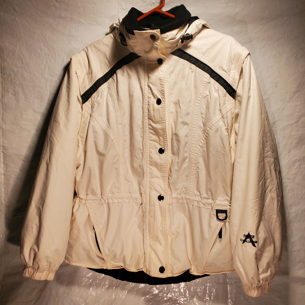Roffe Challange Ski Jacket w/ Hide-away Hood and Removable Sleeves Woman sz. 10